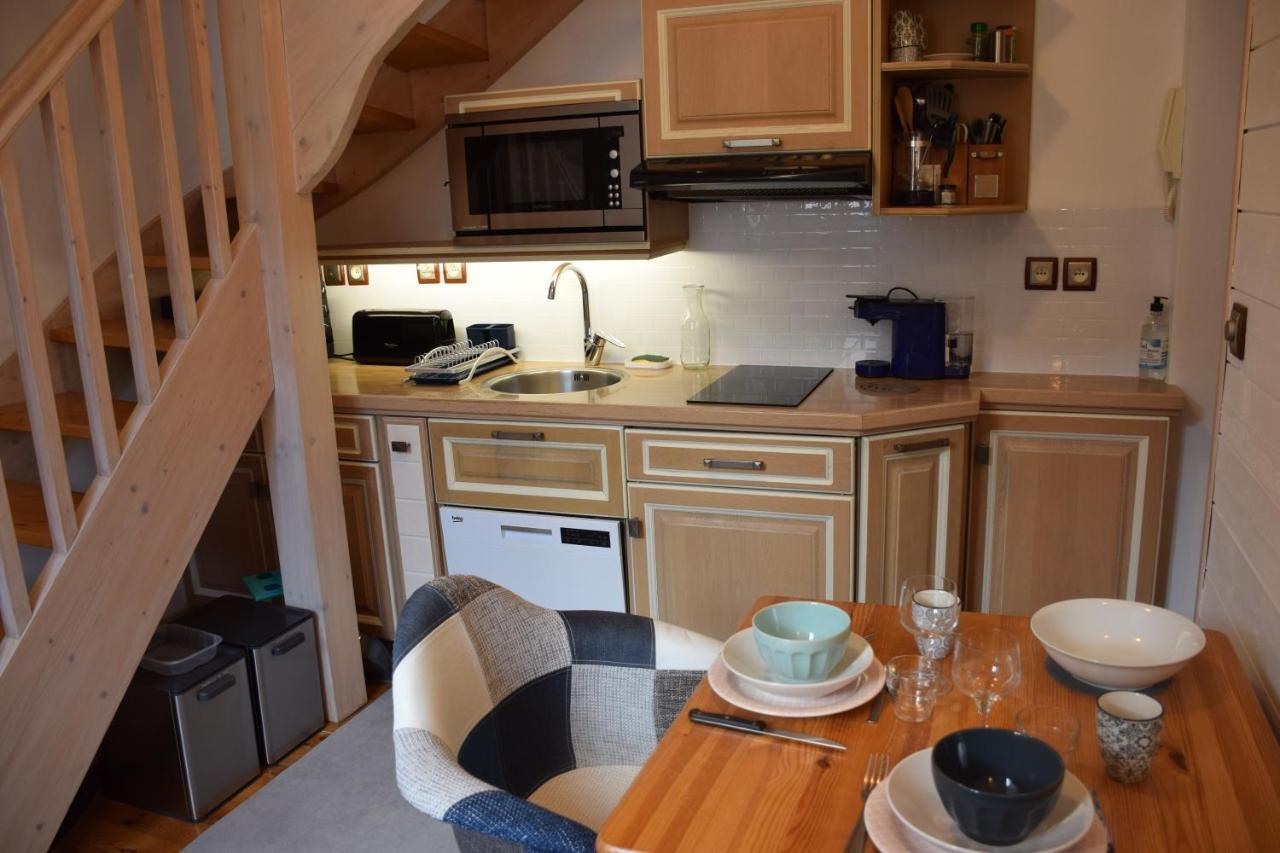 Petit Duplex De Charme Sous Les Toits Du Mont-Dore Экстерьер фото